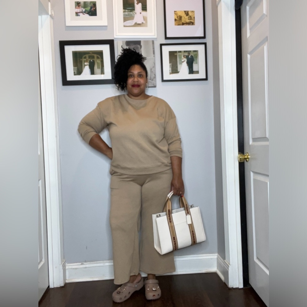 Women’s set (Kozy Khaki Set)